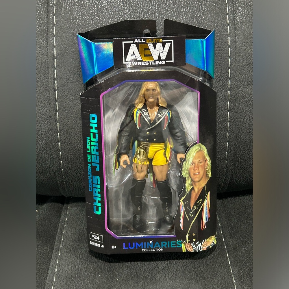 💚 2 FOR 25 LISTING SALE 💚 
Chris Jericho - AEW Luminaries MOC!